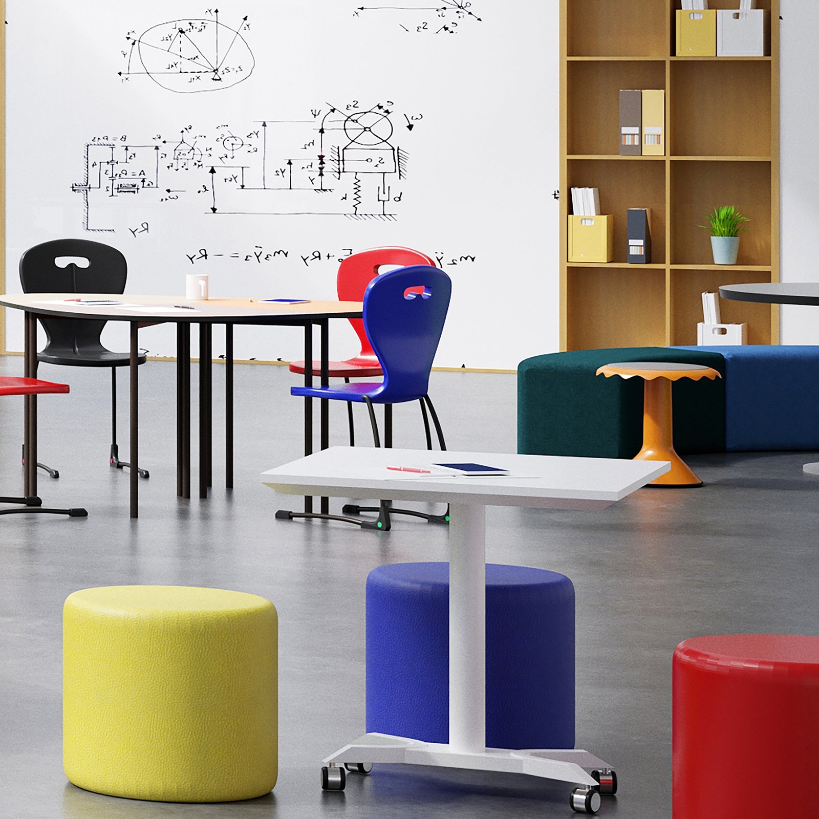 Helsinki Desk